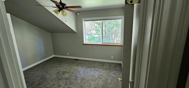 Photo - 1689 Canyon Rd