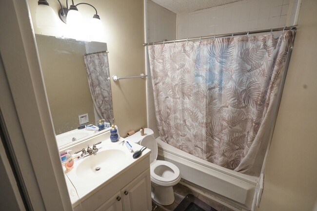 Photo - 417 Pyke Rd