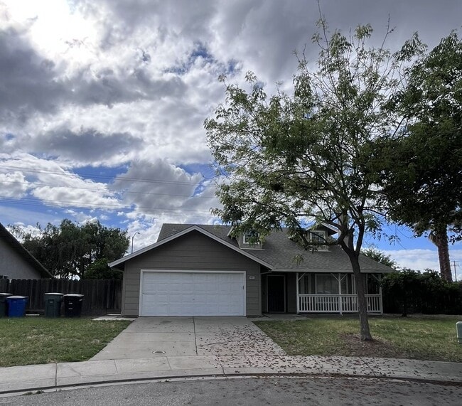 Building Photo - No Deposit