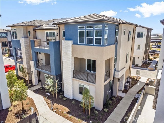Building Photo - 116 Abacus