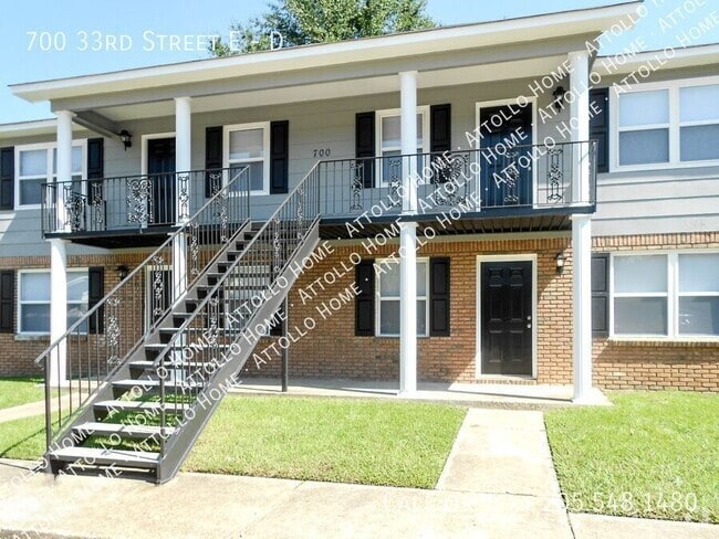 Building Photo - 700 E 33rd St Unit D Rental