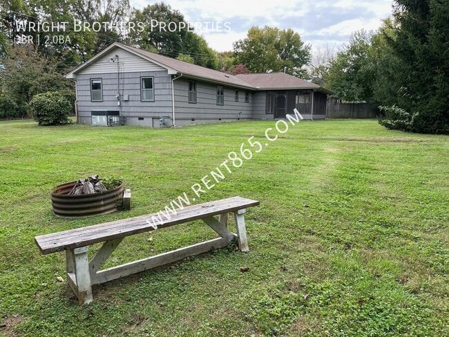 Photo - 4709 Lonas Dr