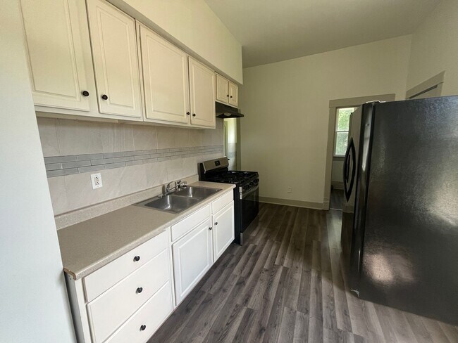Photo - New Listing !!!