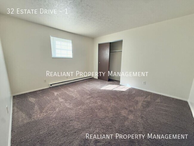 Photo - 32 Estate Dr Unit 1