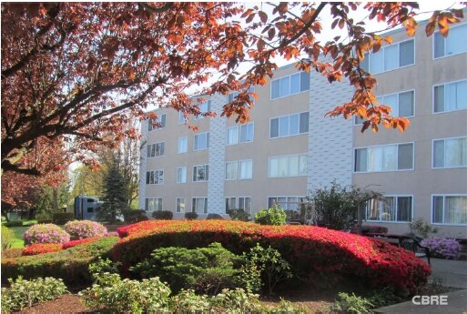 Photo - The Elms Apartments