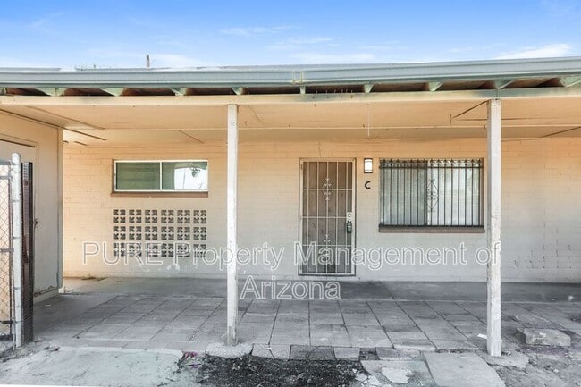 Photo - 100 W Gary Dr Unit C