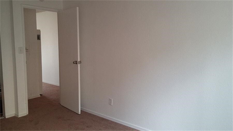 Photo - 815 E Russell Ave