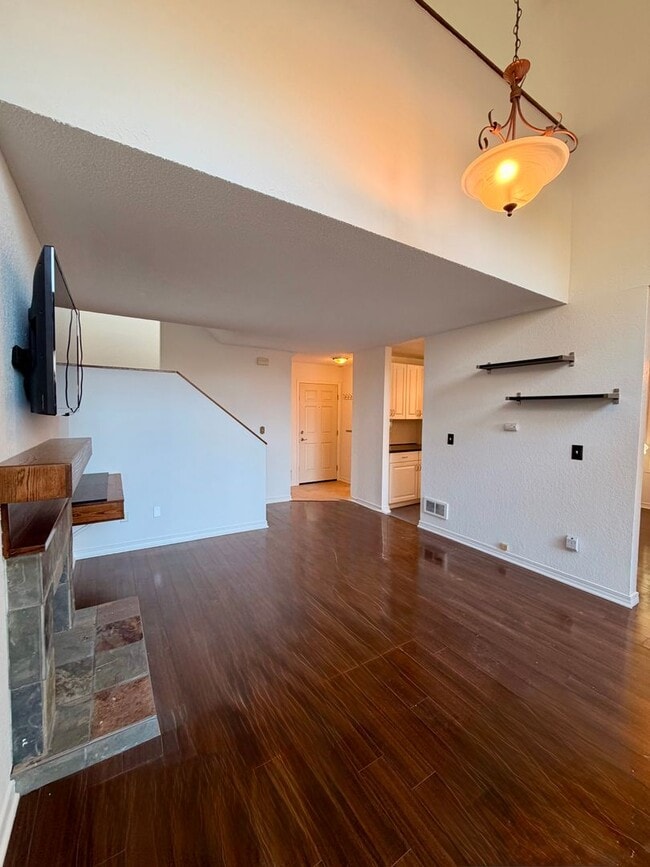 Photo - Longfellow Run Townhomes - West Seattle