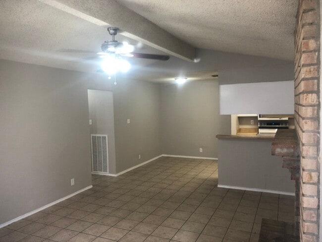 Photo - 7257 Lansbury Dr