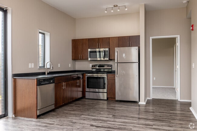 2BA, 2BA - 886SF - Kitchen