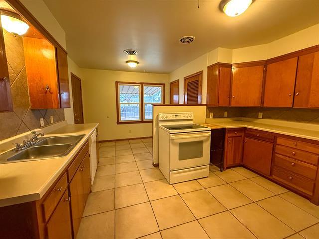 Photo - 1413 Glenhaven Dr