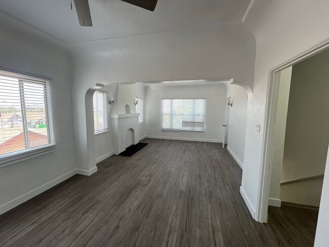 Photo - 920 Spence St Apartment Unit 924 1/2