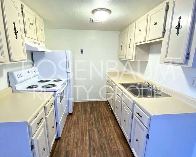 Photo - 2625 N Alvernon Way Unit D3