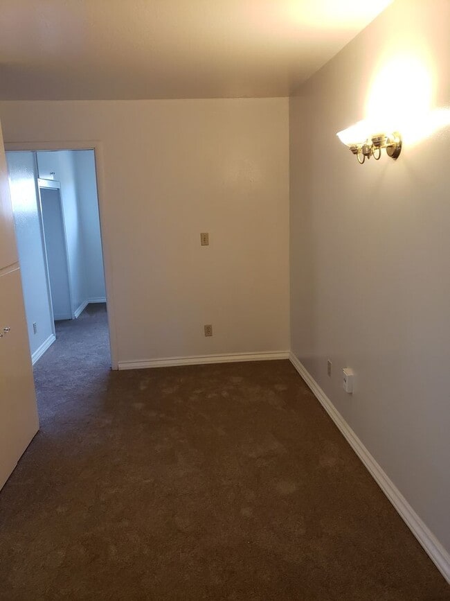 Photo - 940o Unit A