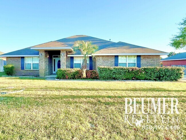 Building Photo - 4br/ 3ba Home Coming available 12.2