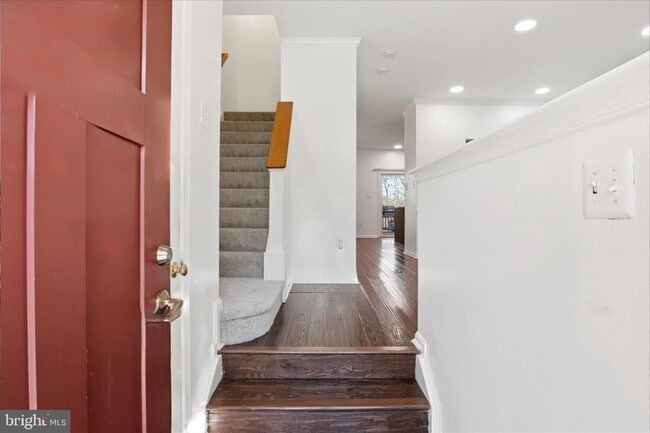 Photo - 45580 Grand Central Sq