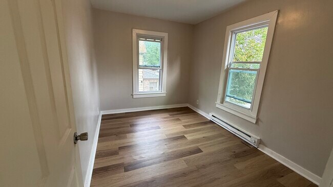 Photo - 714 Helmholz Ave
