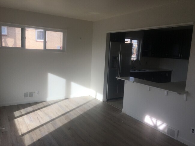 Photo - 481 W 70th Pl