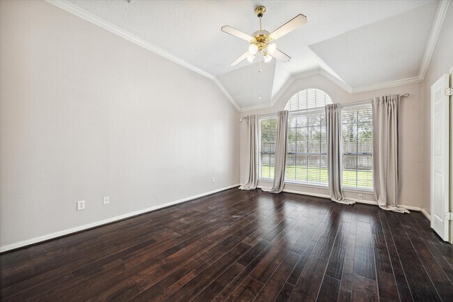 Photo - 8830 Fairbloom Ln