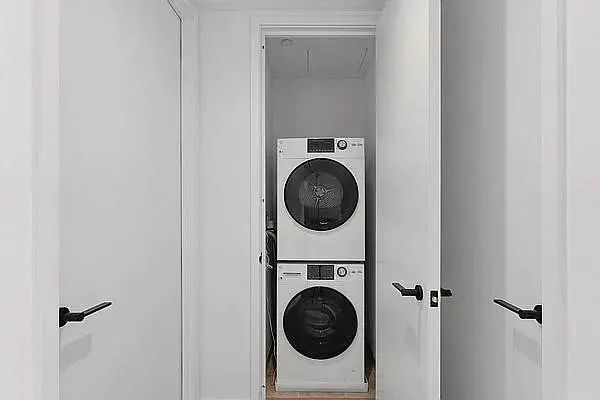 Photo - 30 Riverside Blvd Unit 20K