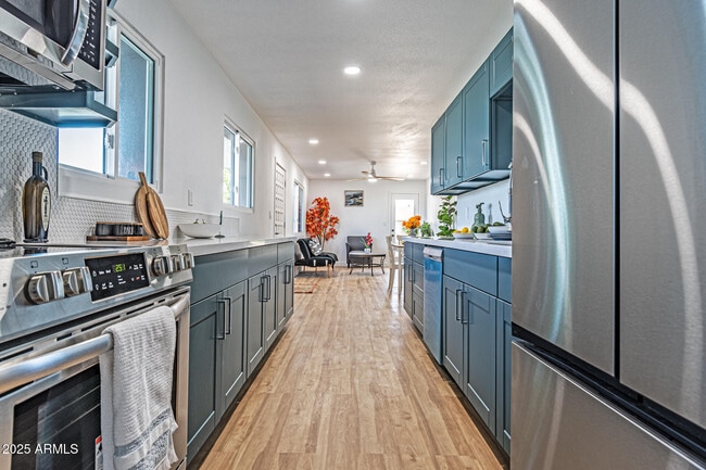 Building Photo - 1259 W 7th Dr Rental