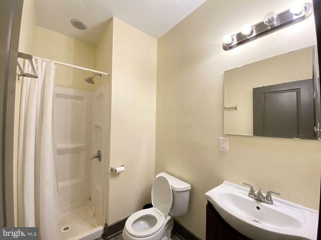 Photo - 1839 N Bouvier St