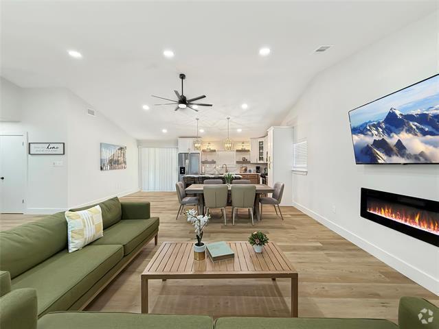 Building Photo - 2126 Pebblebrook Trail Rental