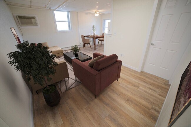 Photo - Windom Gables