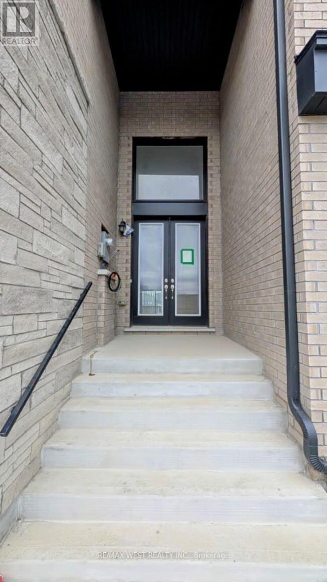 Photo - 106 Wascana Rd