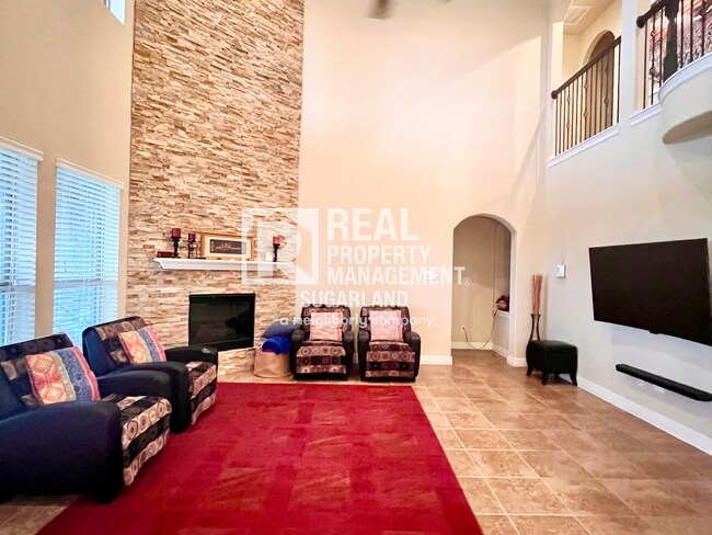 Photo - Stunning 5-Bedroom, 4.5-Bath Home for Rent in Richmond, TX