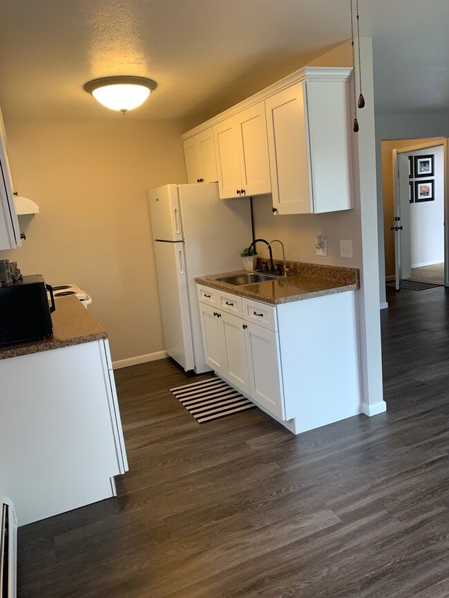 Photo - 37910 Euclid Ave Unit Apt 1