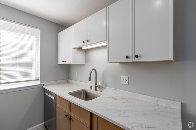 Interior Photo - New Country Club Estates