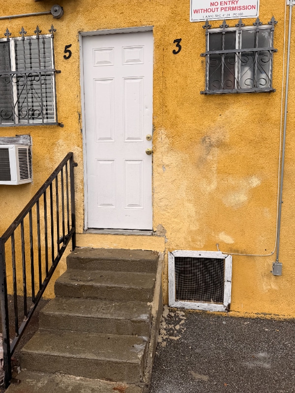 Photo - 1820 W 11th St Unidad 5