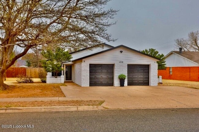 Photo - 5204 96th St Townhome