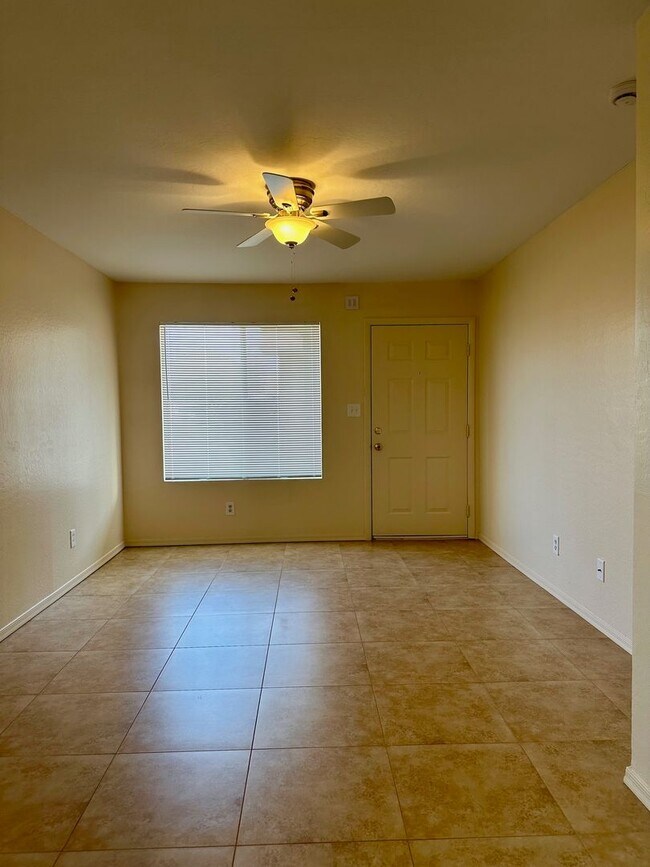 Photo - 43 W Inglewood St Unidad 43 W Inglewood St #1