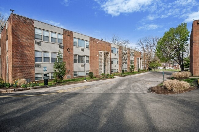 Willow Bend Apartments
