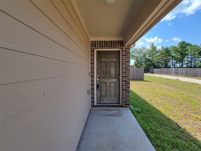 Photo - 657 Appaloosa Mdw Dr