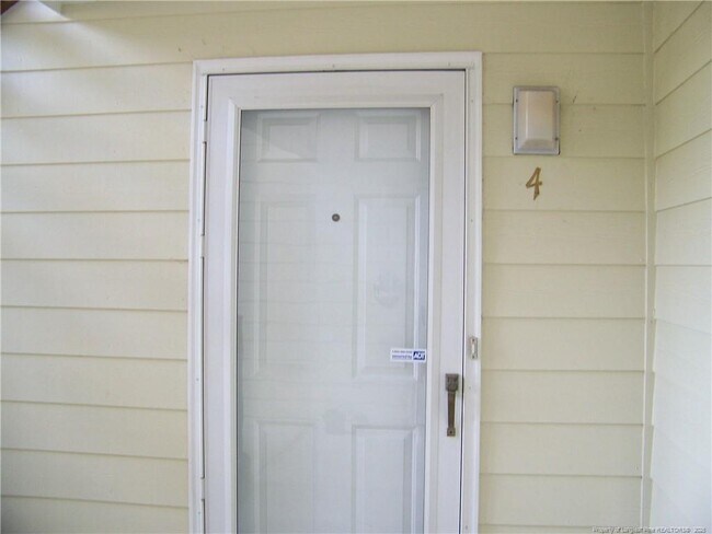 Photo - 513 Meadowland Ct