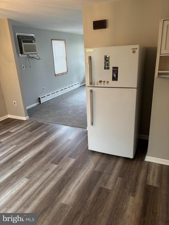 Photo - 820 Broad St