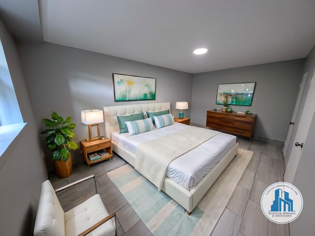 Photo - Helens Court Apartments