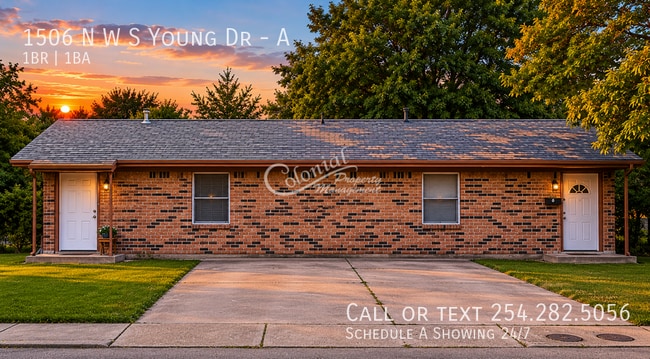 Building Photo - 1506 N W S Young Dr Unit A
