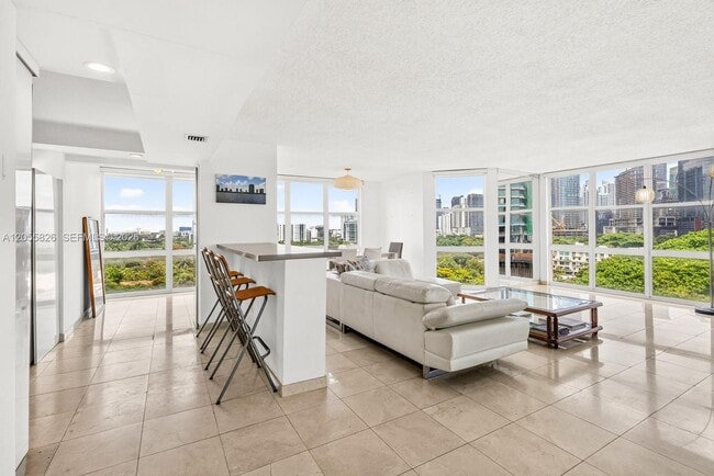 Photo - 1901 Brickell Ave