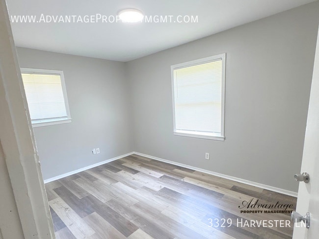 Photo - 3329 Harvester Ln