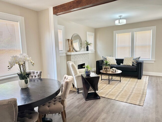 Photo - 2109 27th St House