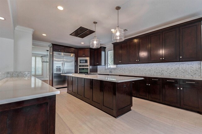 Photo - 5410 Valerie St