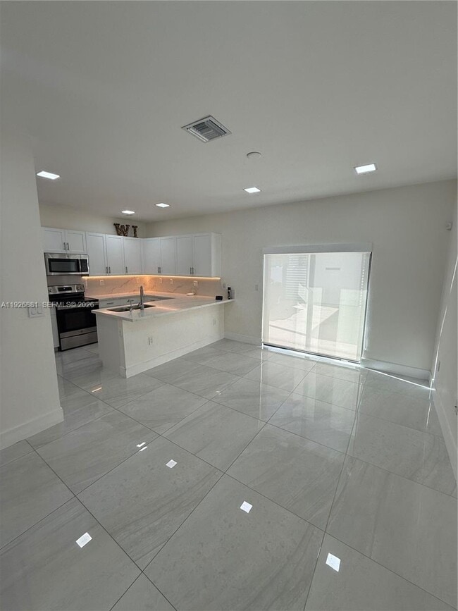 Photo - 11128 W 32nd Ln