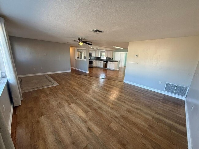 Photo - 121 Carlisle Ave NW