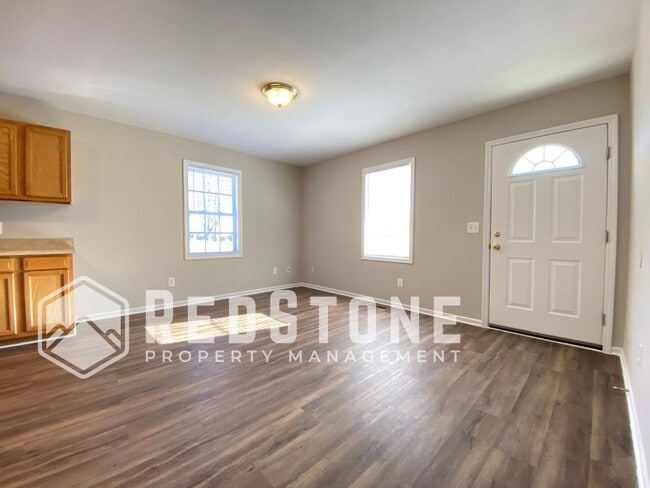 Photo - 1104 Chandler Ave