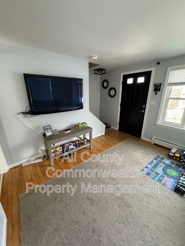 Photo - 26 Tiverton Ave