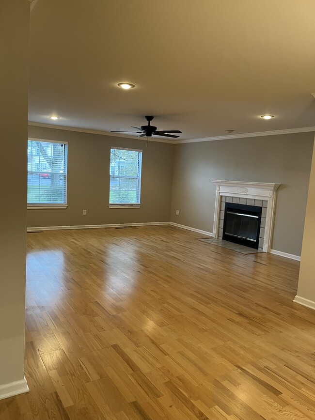 Photo - 1607 Briarwood Ln Unidad 1607a